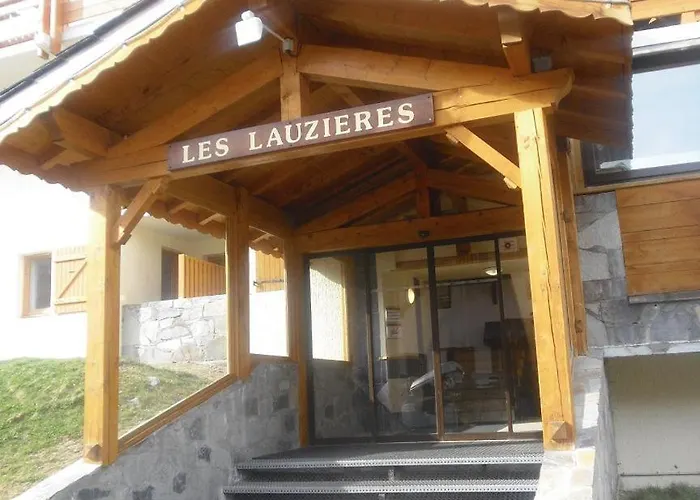 Lauzieres 209 Sud 아파트